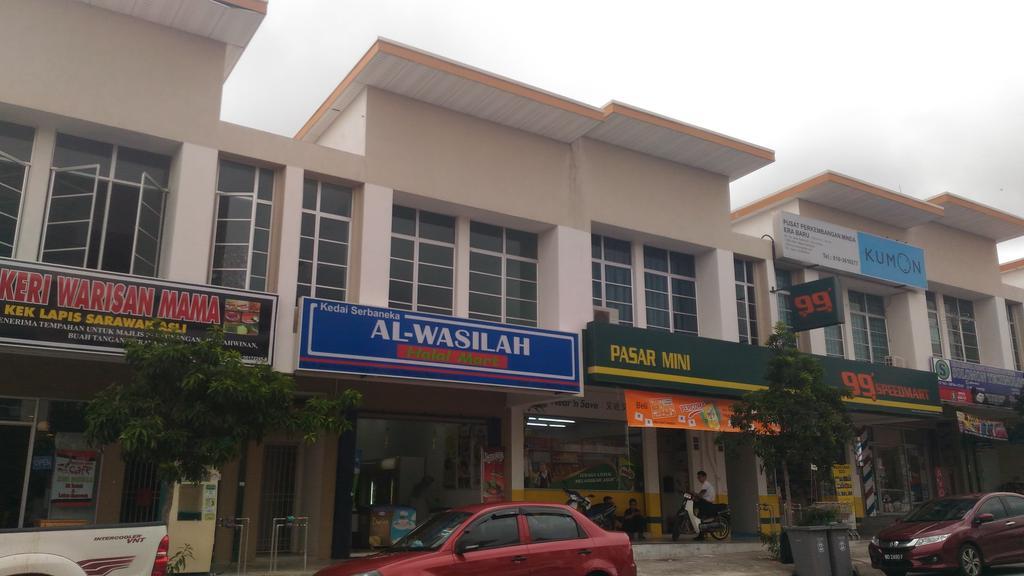 Kenanga Homestay Nilai Εξωτερικό φωτογραφία