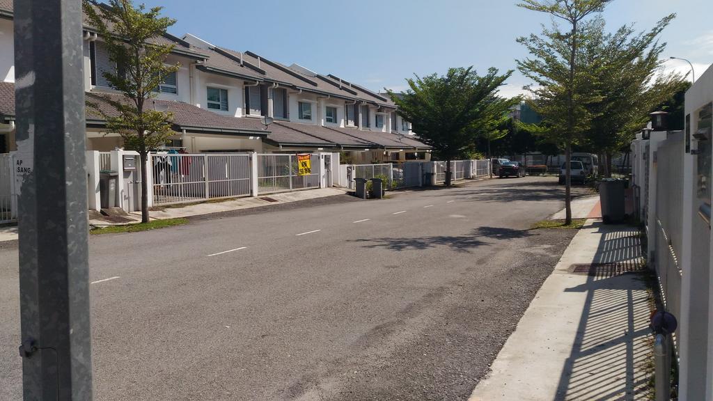 Kenanga Homestay Nilai Εξωτερικό φωτογραφία