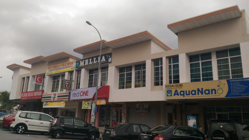 Kenanga Homestay Nilai Εξωτερικό φωτογραφία