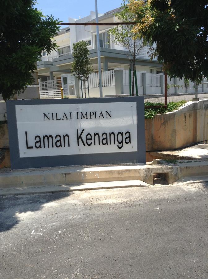Kenanga Homestay Nilai Εξωτερικό φωτογραφία